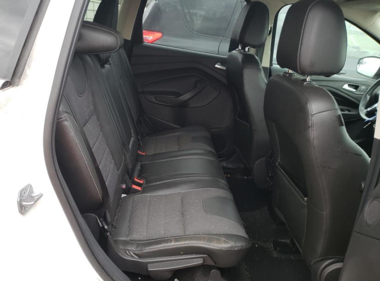 Photo 6 from auction – 2015 FORD ESCAPE SE with VIN 1FMCU9GX4FUB35360