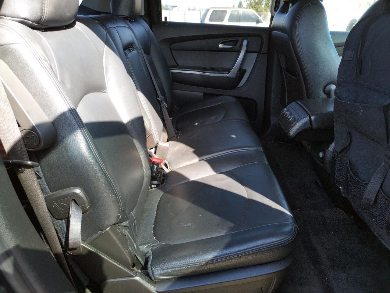 Photo 6 from auction – 2010 GMC ACADIA SL with VIN 1GKLRKEDXAJ154029