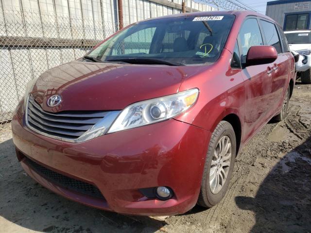 Photo 2 from auction – 2017 TOYOTA SIENNA XLE with VIN 5TDYZ3DC2HS896650