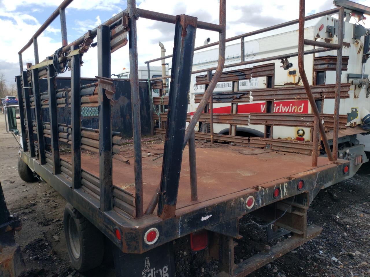 Photo 3 from auction – 2000 GMC SIERRA C35 with VIN 1GDJC34R7YF415567