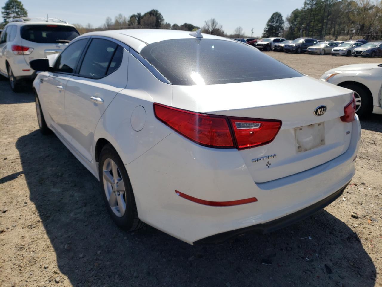 Photo 3 from auction – 2015 KIA OPTIMA LX with VIN 5XXGM4A78FG353194