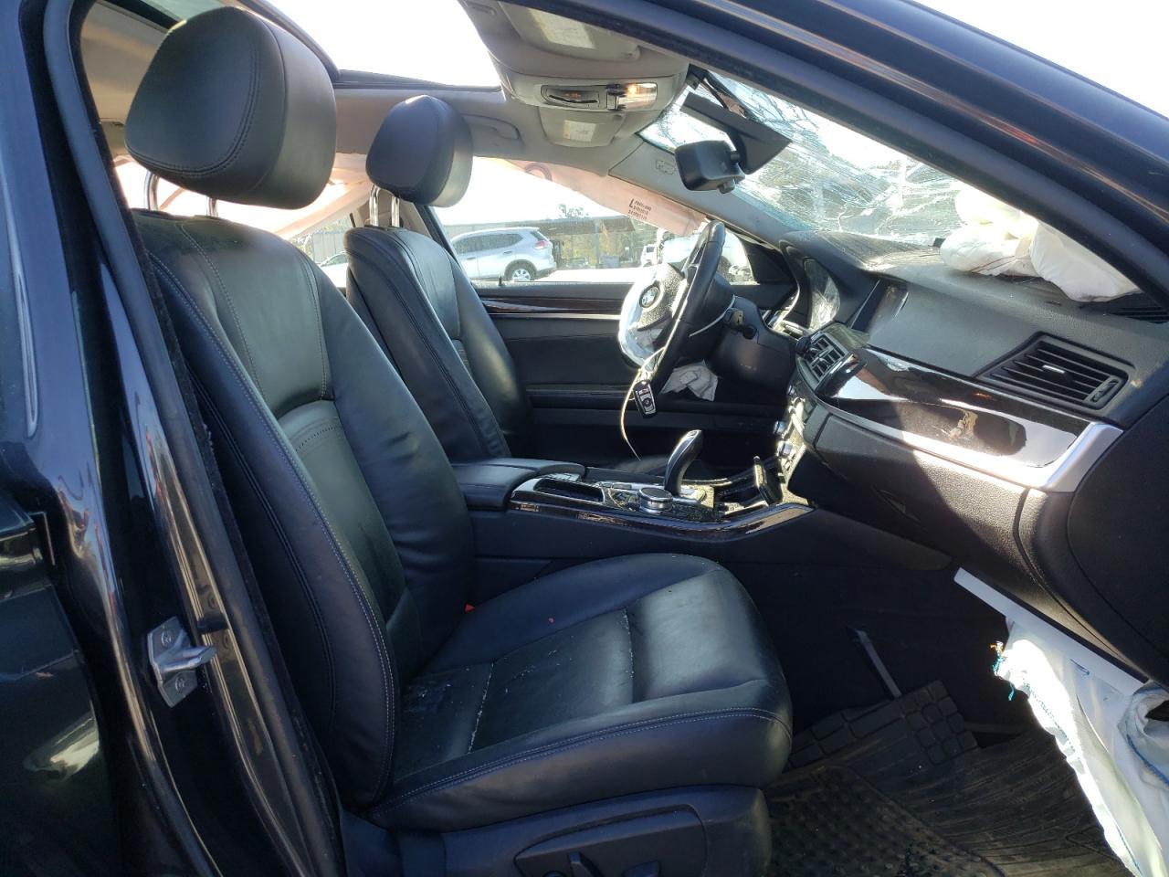 Photo 5 from auction – 2015 BMW 535 I with VIN WBA5B1C56FG126079