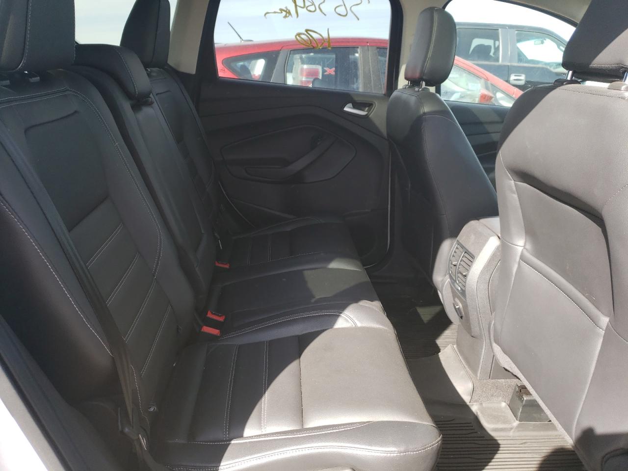 Photo 6 from auction – 2018 FORD ESCAPE SEL with VIN 1FMCU9HDXJUB57358