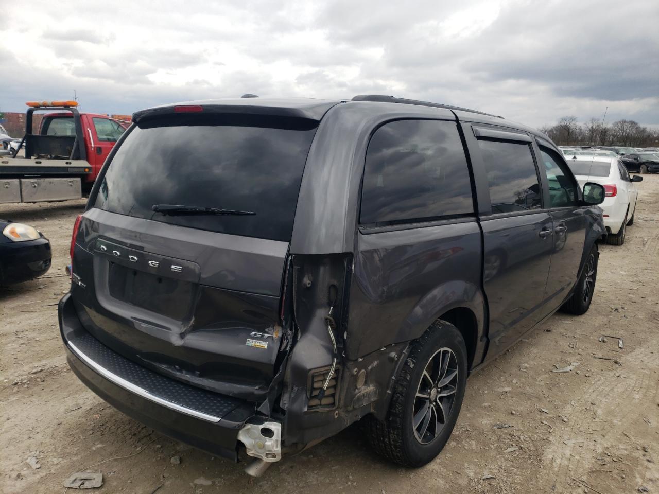 Photo 4 from auction – 2018 DODGE GRAND CARA with VIN 2C4RDGEG0JR345966