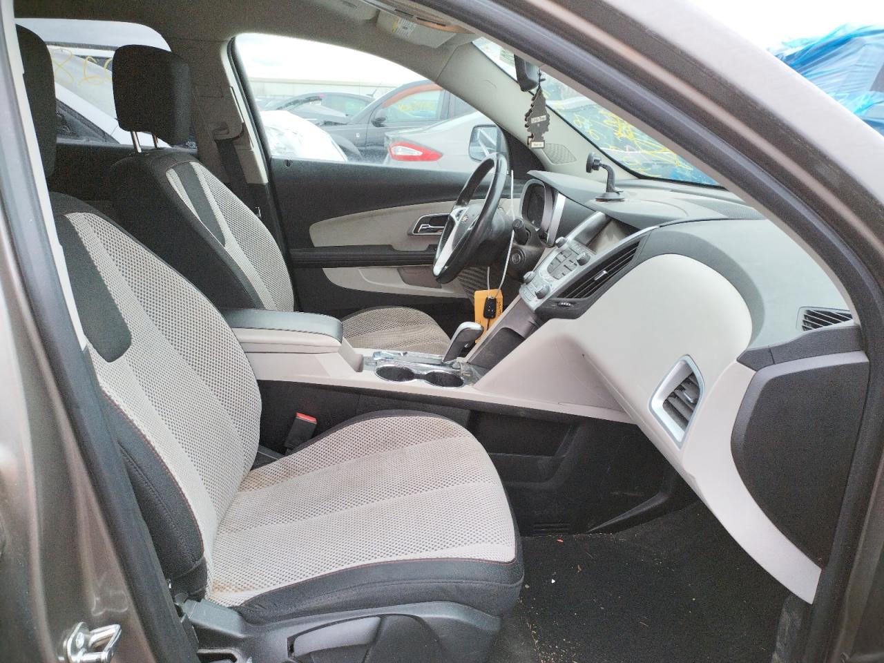 Photo 19 from auction – 2012 CHEVROLET EQUINOX LT with VIN 2GNFLEEK2C6263070