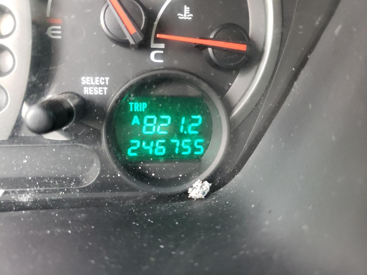 Zdjęcie 8 z aukcji – 2004 HONDA PILOT EX z VIN 2HKYF18404H624016