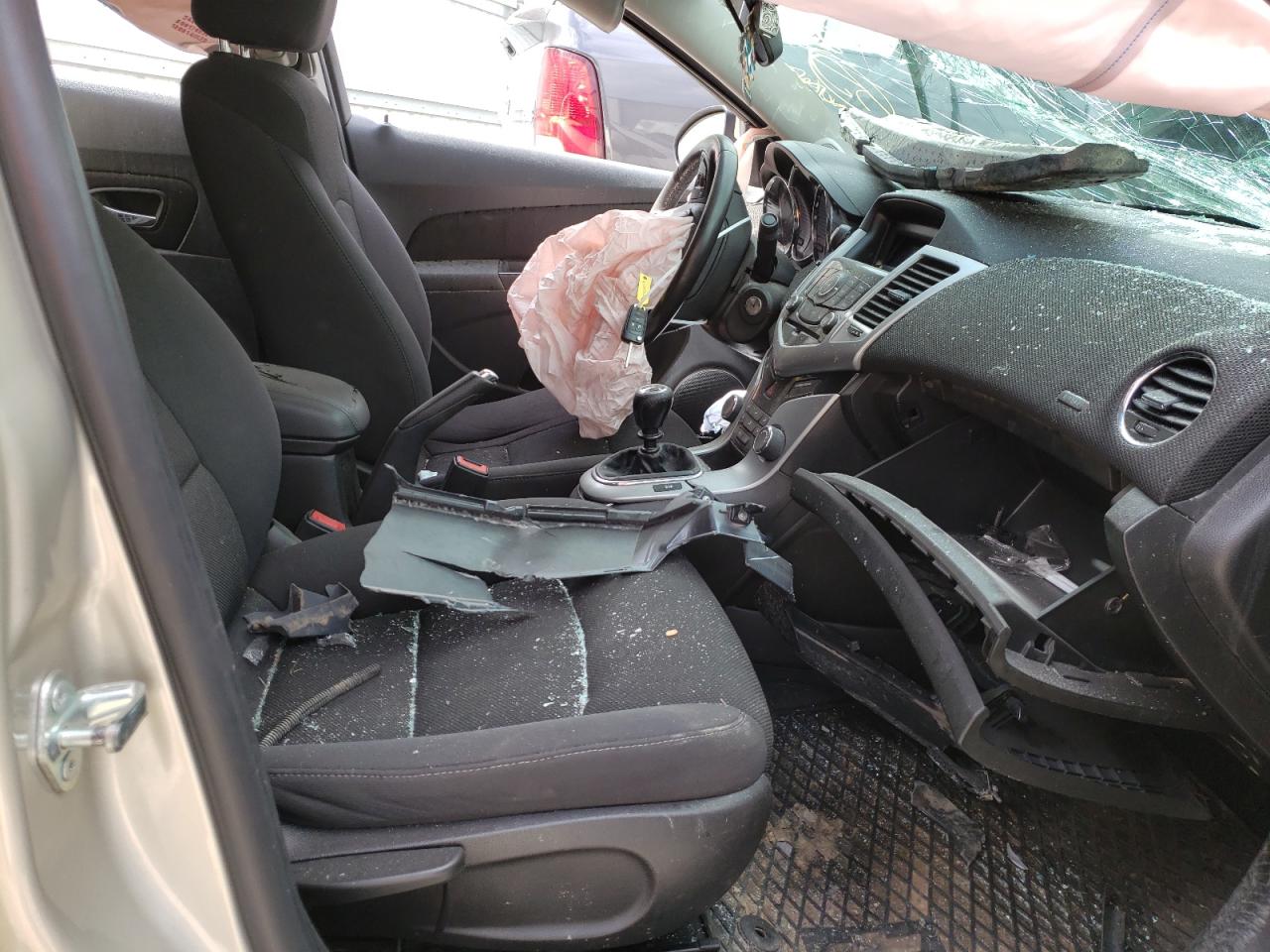 Photo 5 from auction – 2014 CHEVROLET CRUZE LT with VIN 1G1PD5SB4E7364167