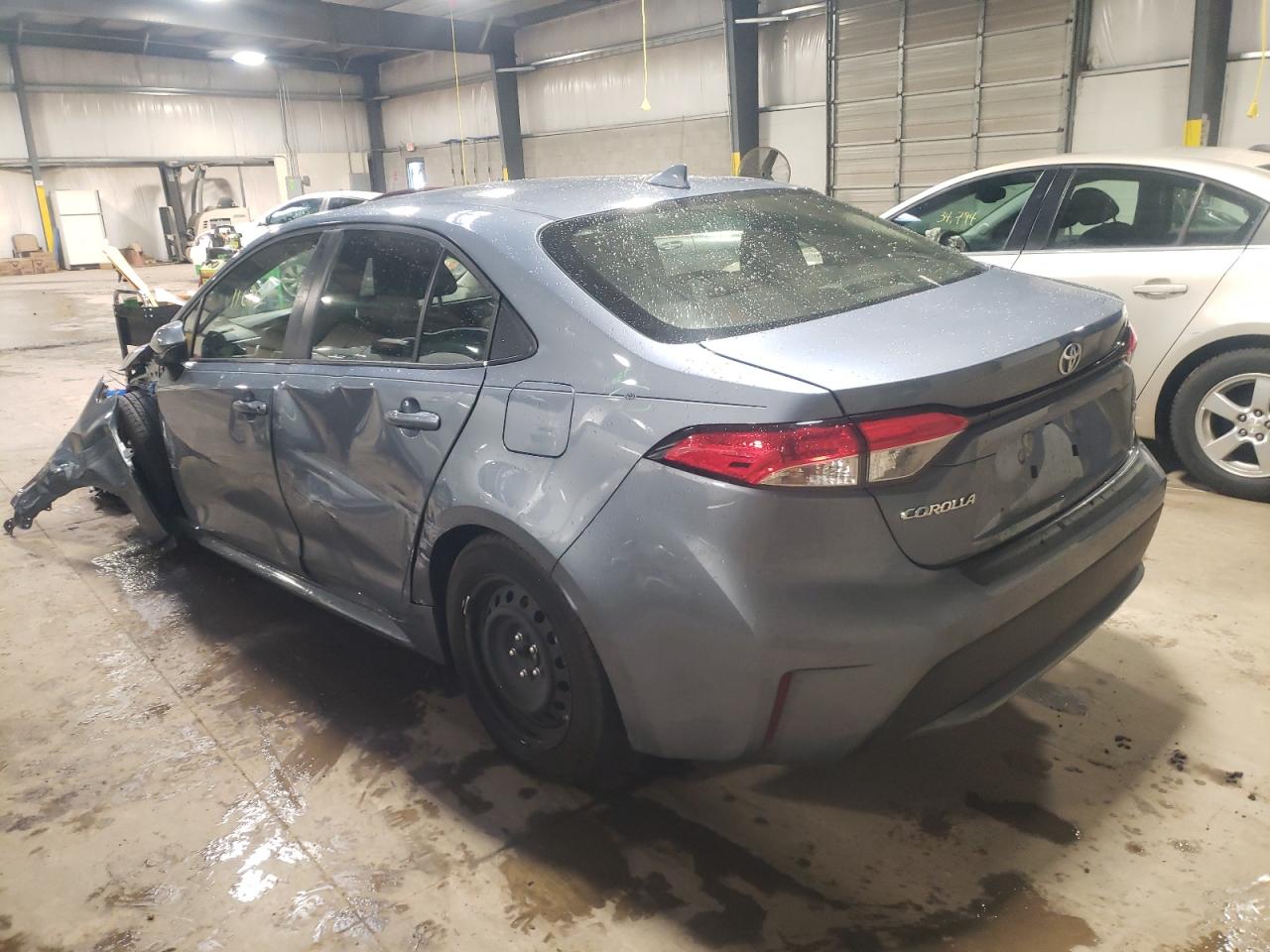 Photo 3 from auction – 2022 TOYOTA COROLLA LE with VIN JTDEPMAE5NJ193458