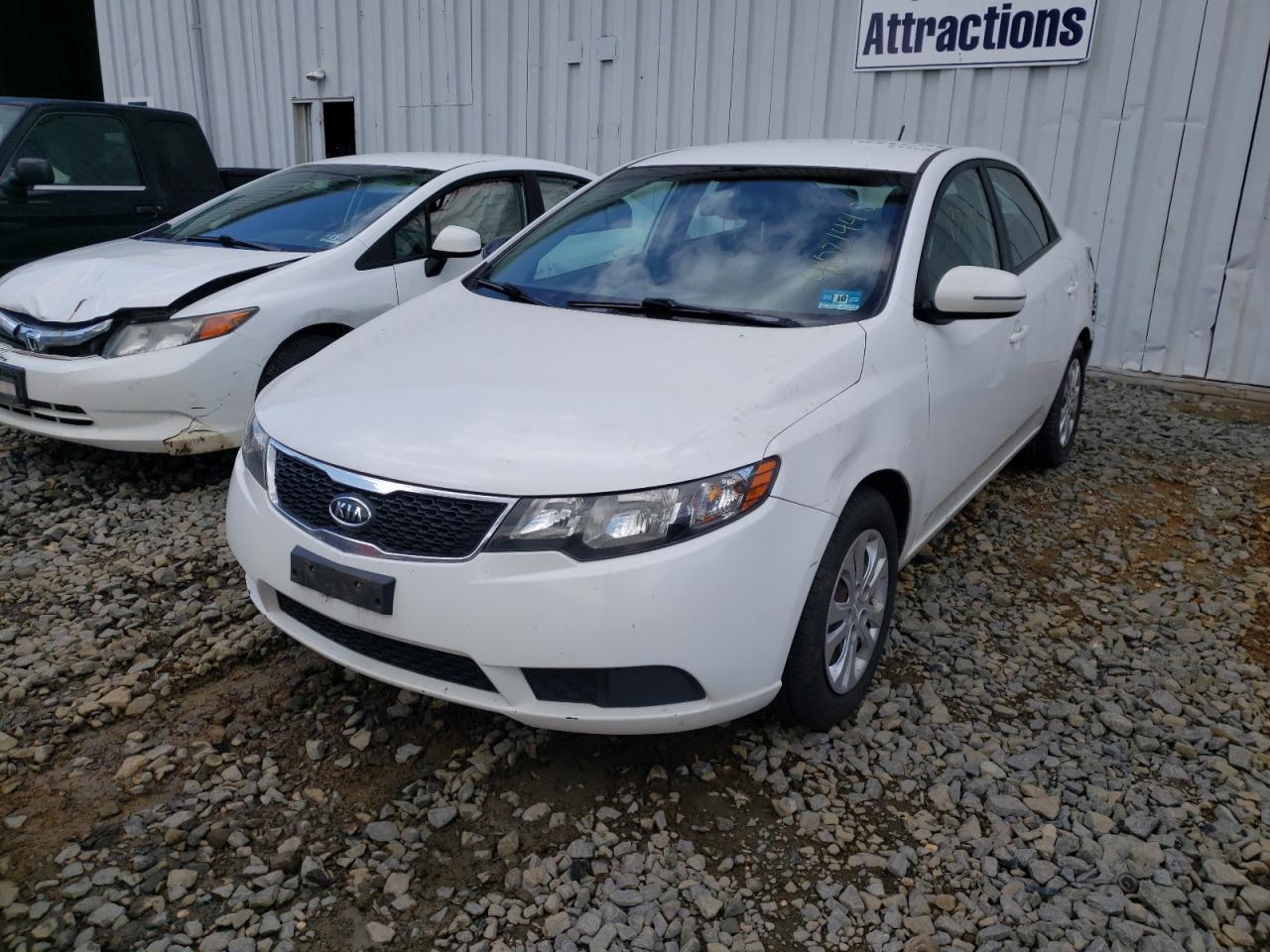 Photo 2 from auction – 2013 KIA FORTE EX with VIN KNAFU4A24D5709218