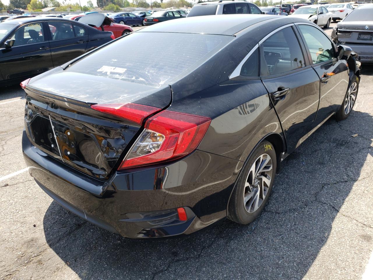 Photo 4 from auction – 2016 HONDA CIVIC EX with VIN 19XFC2F74GE053237