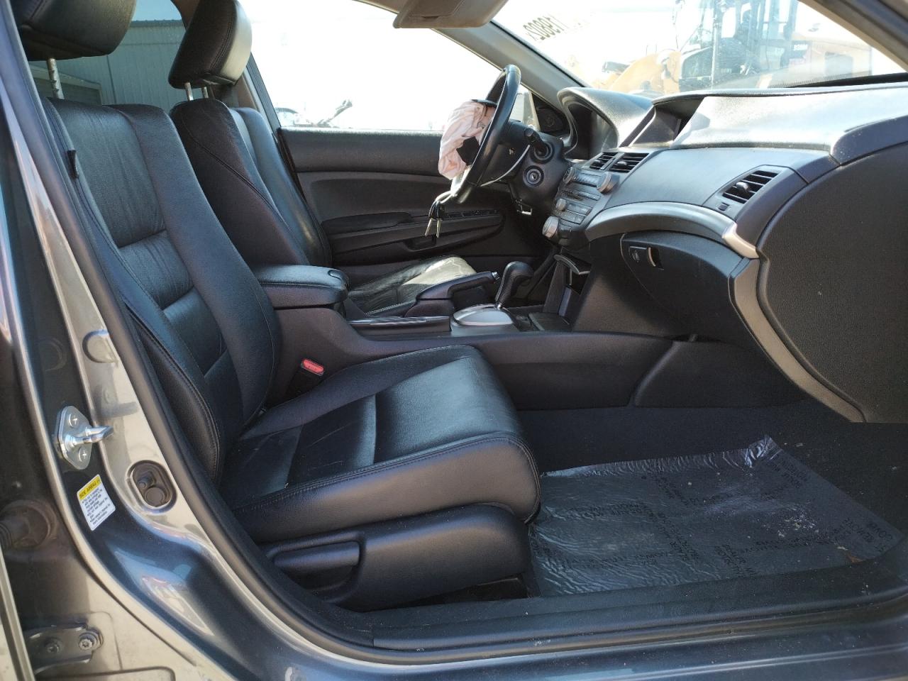 Photo 5 from auction – 2012 HONDA ACCORD SE with VIN 1HGCP2F61CA034061