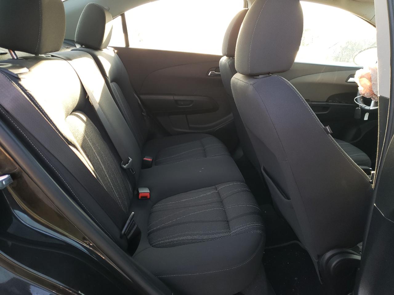 Photo 6 from auction – 2016 CHEVROLET SONIC LT with VIN 1G1JC5SH1G4182685