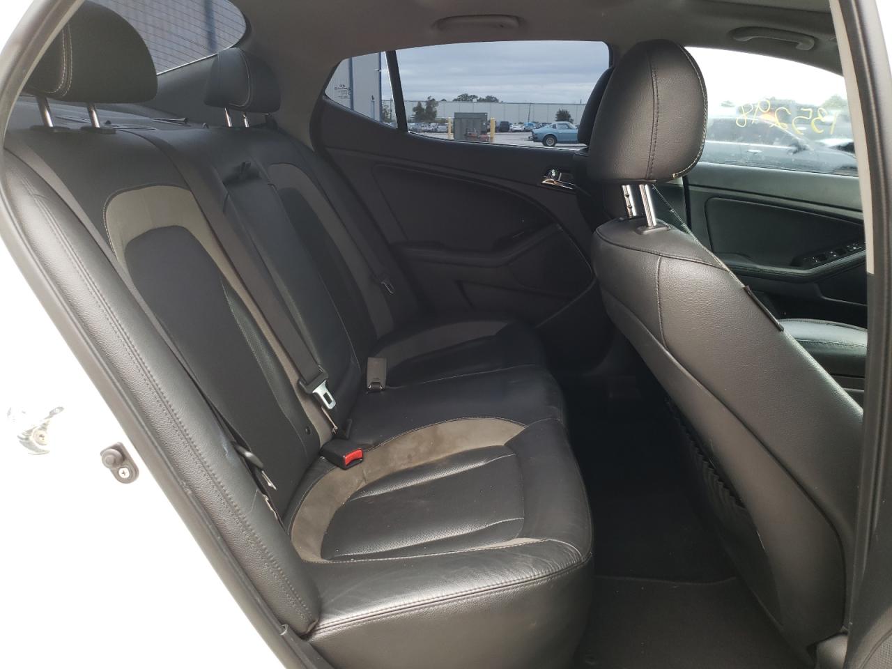 Photo 6 from auction – 2012 KIA OPTIMA HYB with VIN KNAGM4AD1C5022010