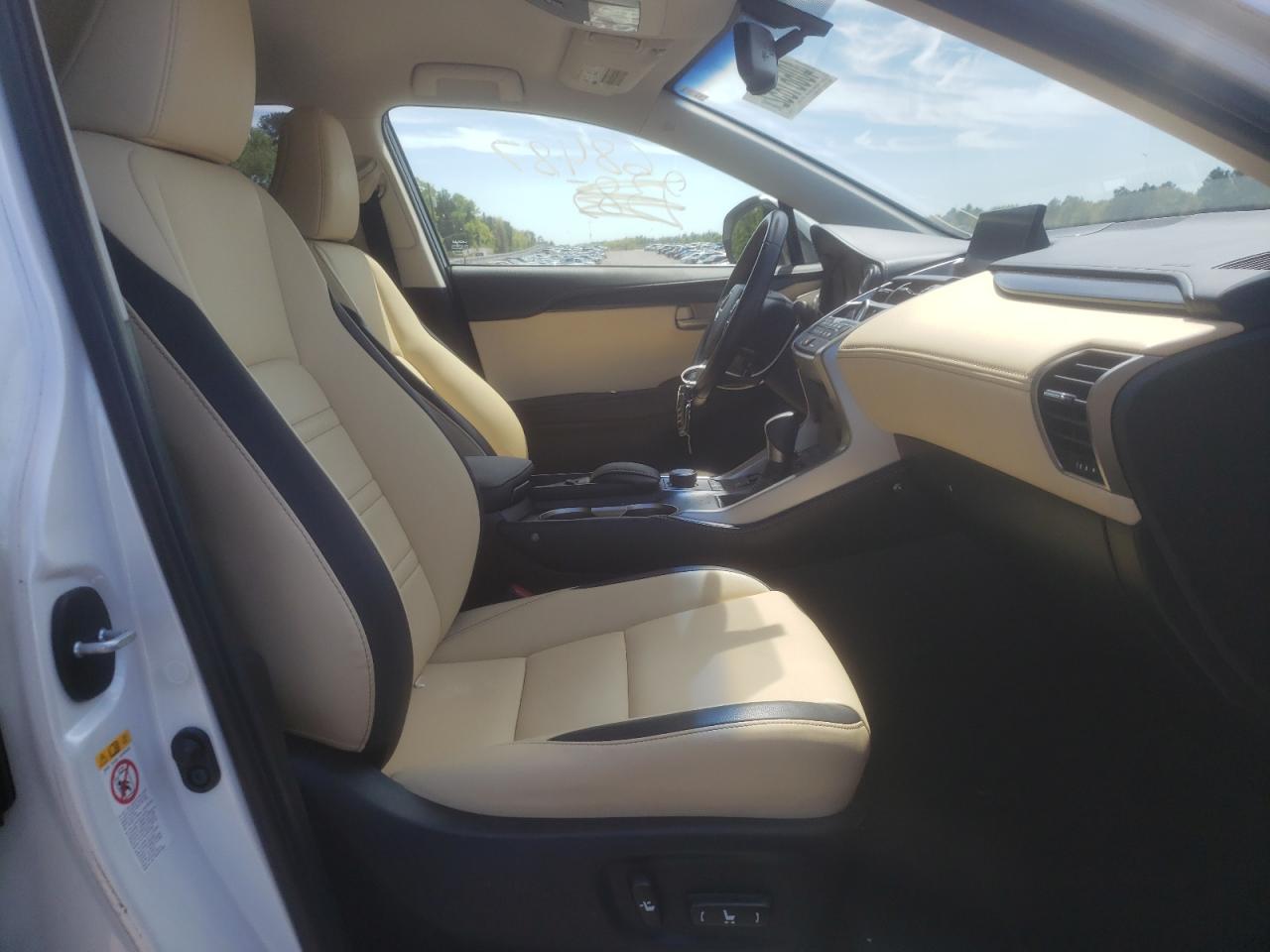Photo 5 from auction – 2015 LEXUS NX 200T with VIN JTJYARBZ3F2010659