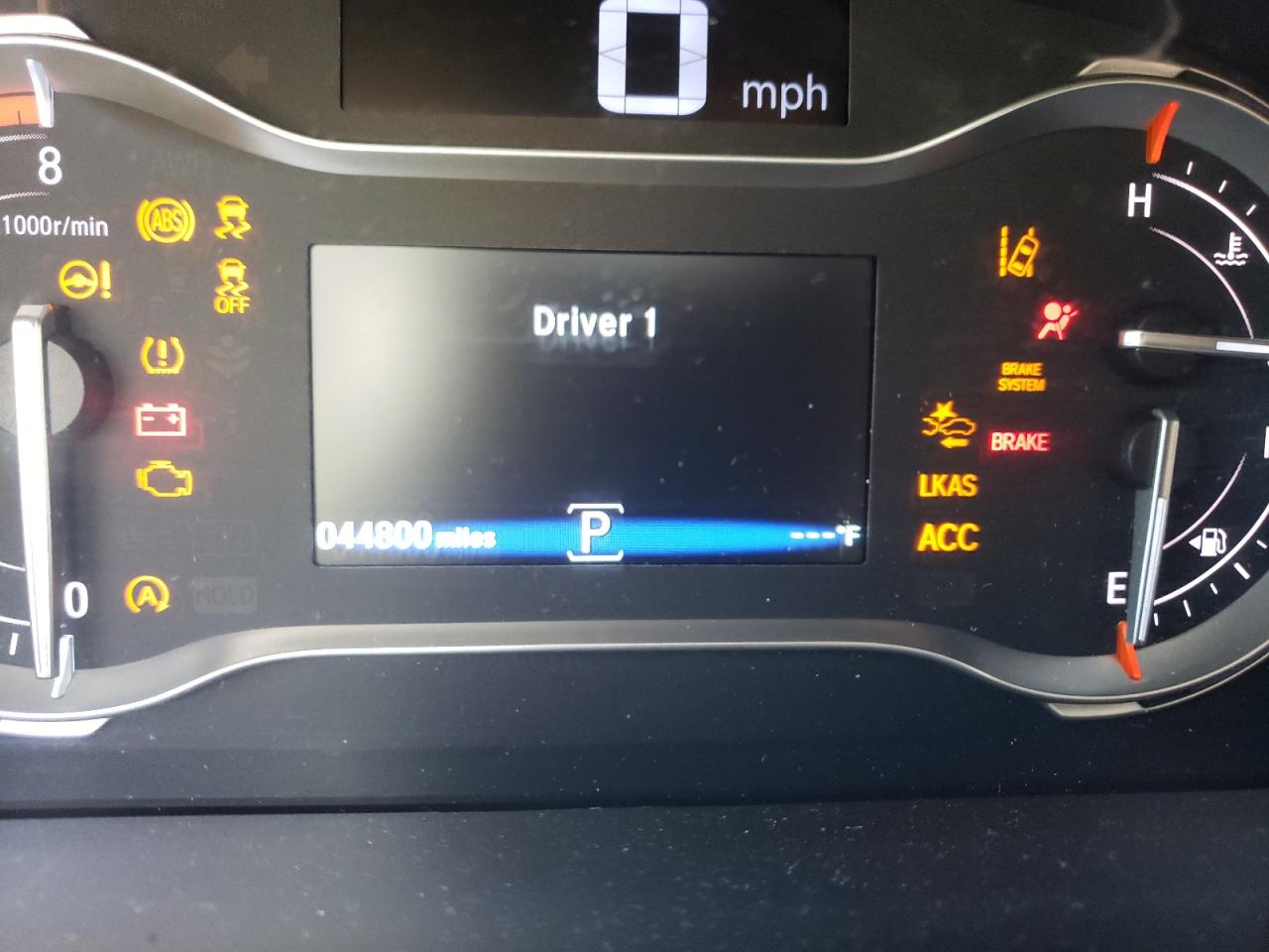 Photo 8 from auction – 2017 HONDA PILOT TOUR with VIN 5FNYF5H92HB007515