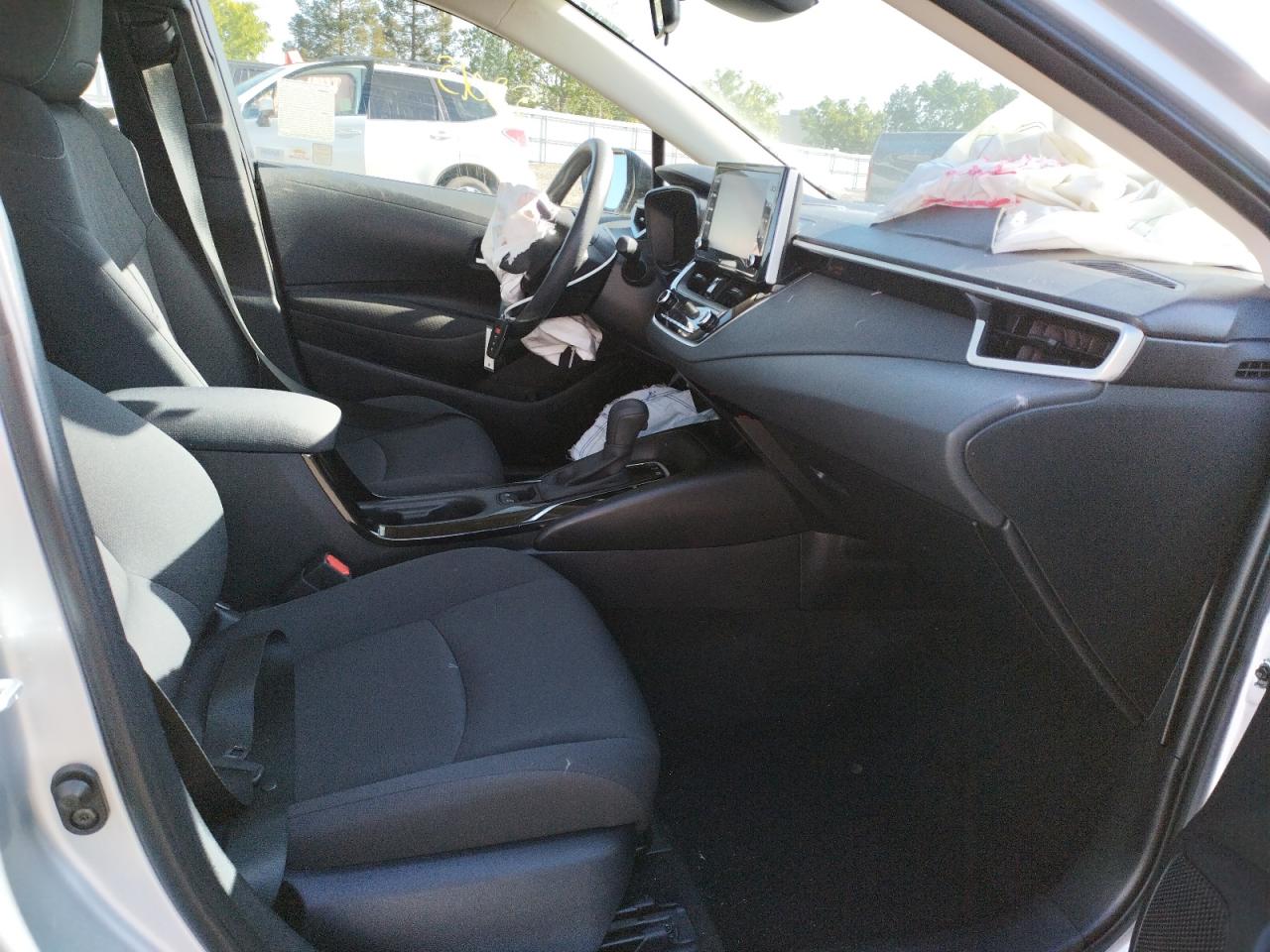 Photo 5 from auction – 2020 TOYOTA COROLLA LE with VIN JTDEBRBEXLJ002897