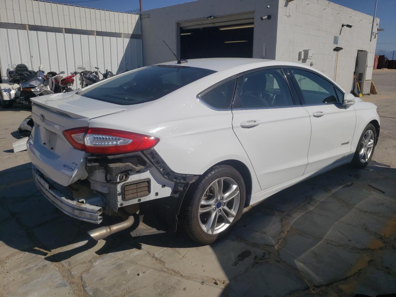 صورة رقم 4 من المزاد - 2016 FORD FUSION SE مع VIN 3FA6P0LU0GR333089