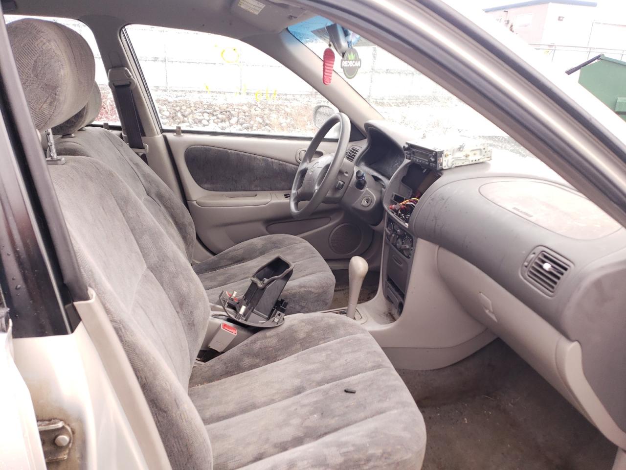 Photo 5 from auction – 2000 TOYOTA COROLLA VE with VIN 2T1BR12E2YC798886