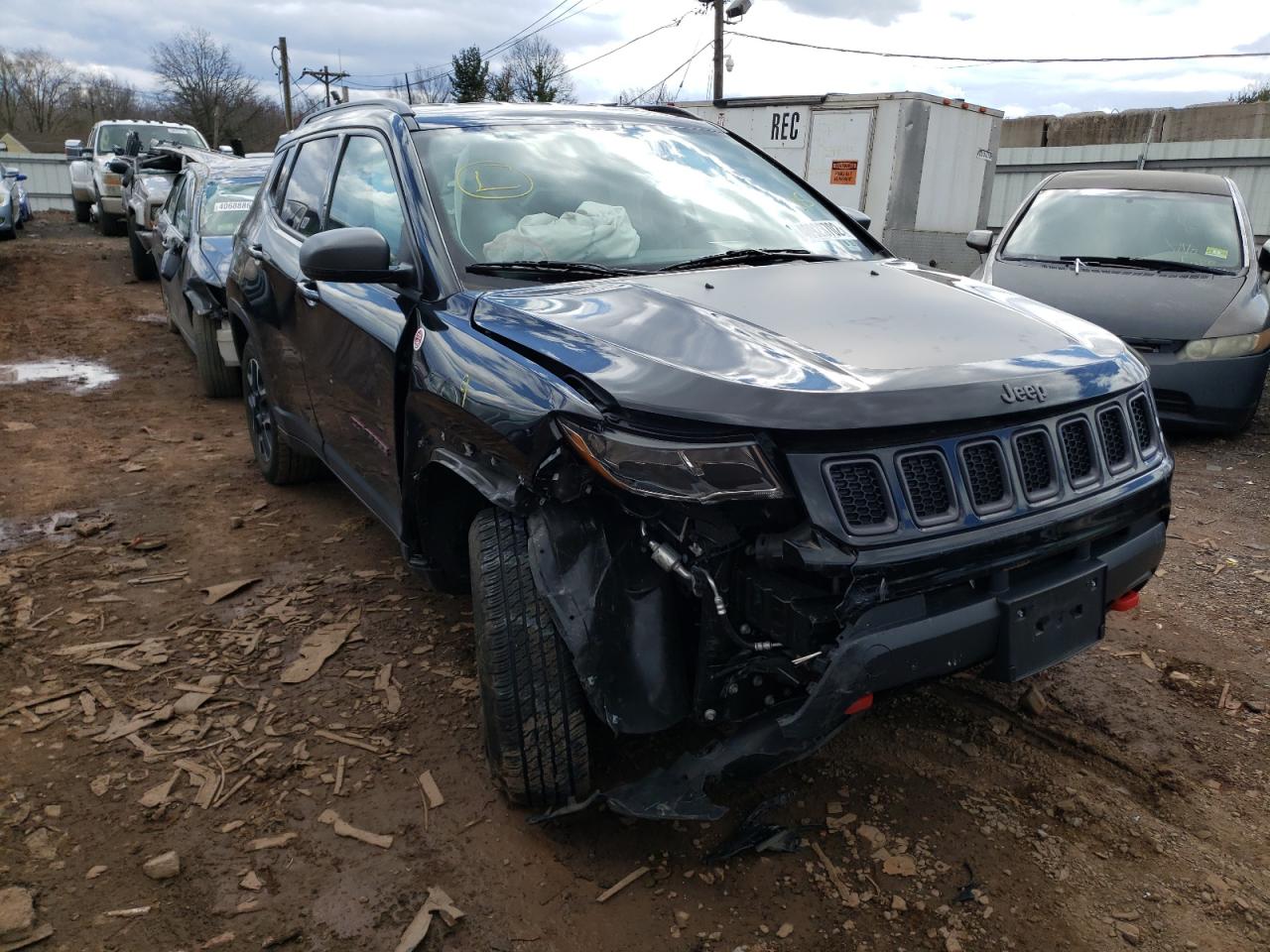JEEP COMPASS TR 2020 with VIN 3C4NJDDB3LT165473 - Photo from auction