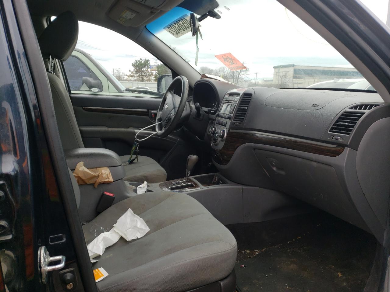 Photo 5 from auction – 2010 HYUNDAI SANTA FE G with VIN 5NMSGDAB3AH346203