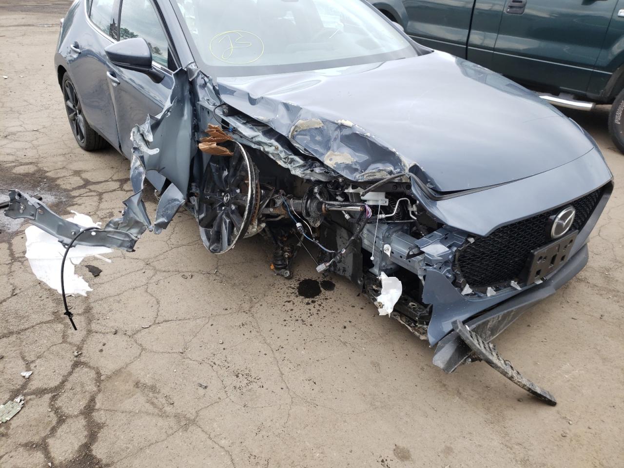 Photo 9 from auction – 2020 MAZDA 3 PREMIUM with VIN JM1BPBNM9L1170092
