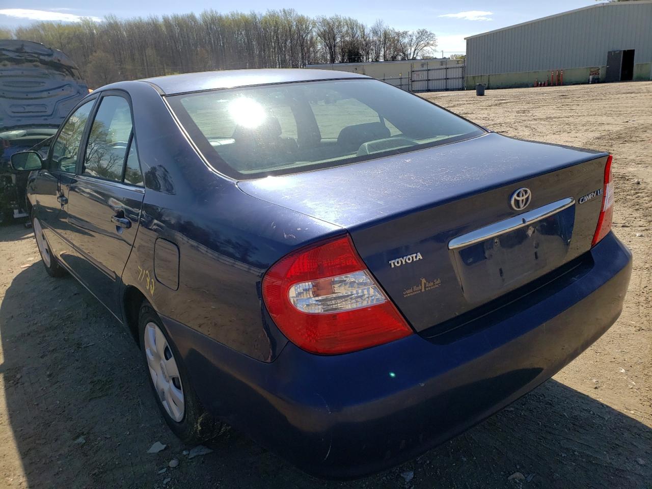 Photo 3 from auction – 2004 TOYOTA CAMRY LE with VIN 4T1BE32K24U363582