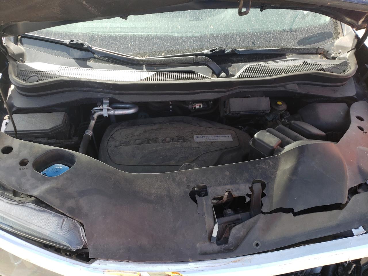 Photo 7 from auction – 2016 HONDA PILOT EXL with VIN 5FNYF5H89GB026570