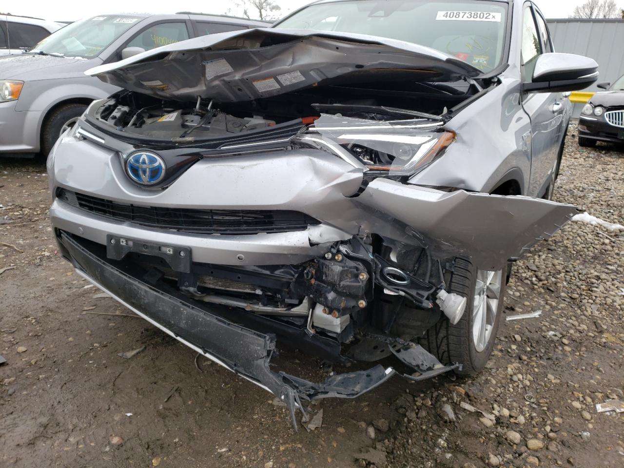 Photo 9 from auction – 2017 TOYOTA RAV4 HV LI with VIN JTMDJREV4HD068555