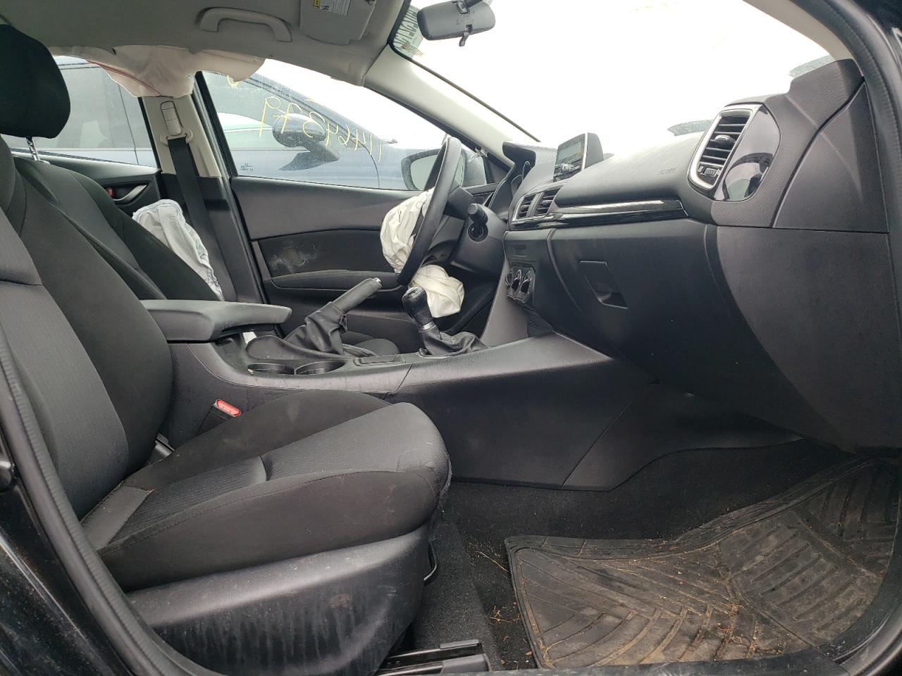 Photo 5 from auction – 2015 MAZDA 3 SPORT with VIN 3MZBM1U73FM198263