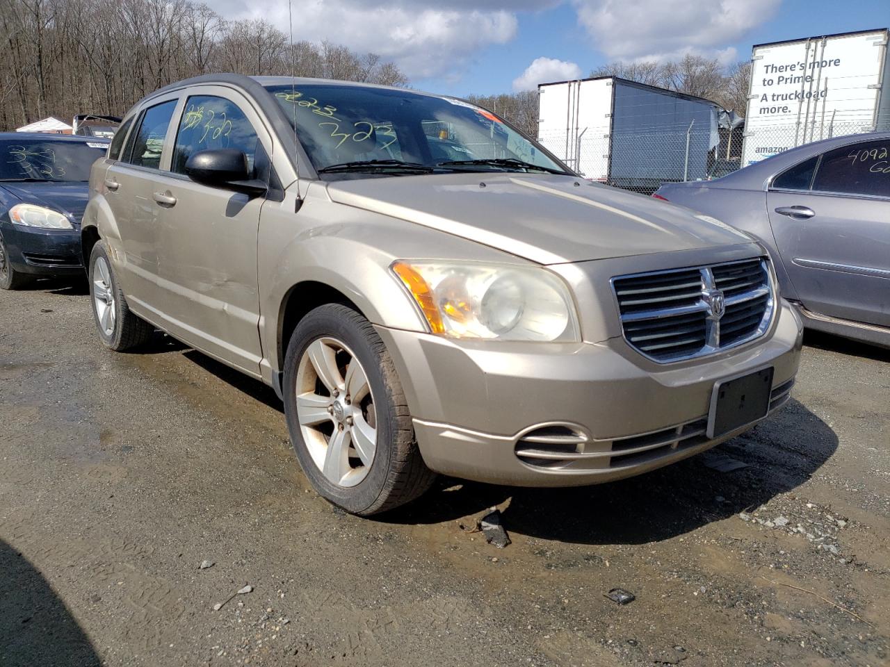 DODGE CALIBER SX 2010 مع رقم تعريف المركبة 1B3CB4HA1AD602834 - صورة من المزاد