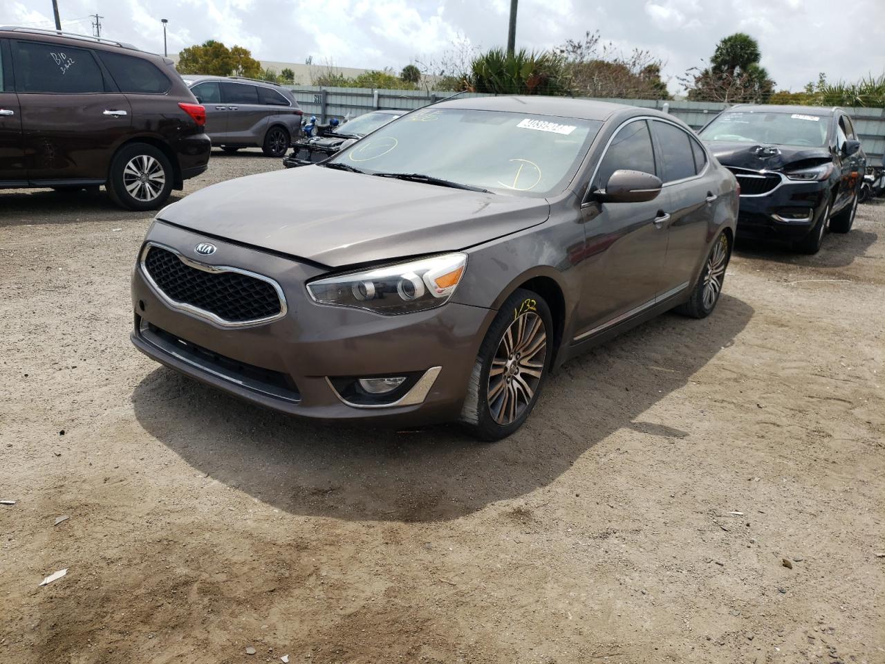 Photo 2 from auction – 2014 KIA CADENZA PR with VIN KNALN4D74E5128066