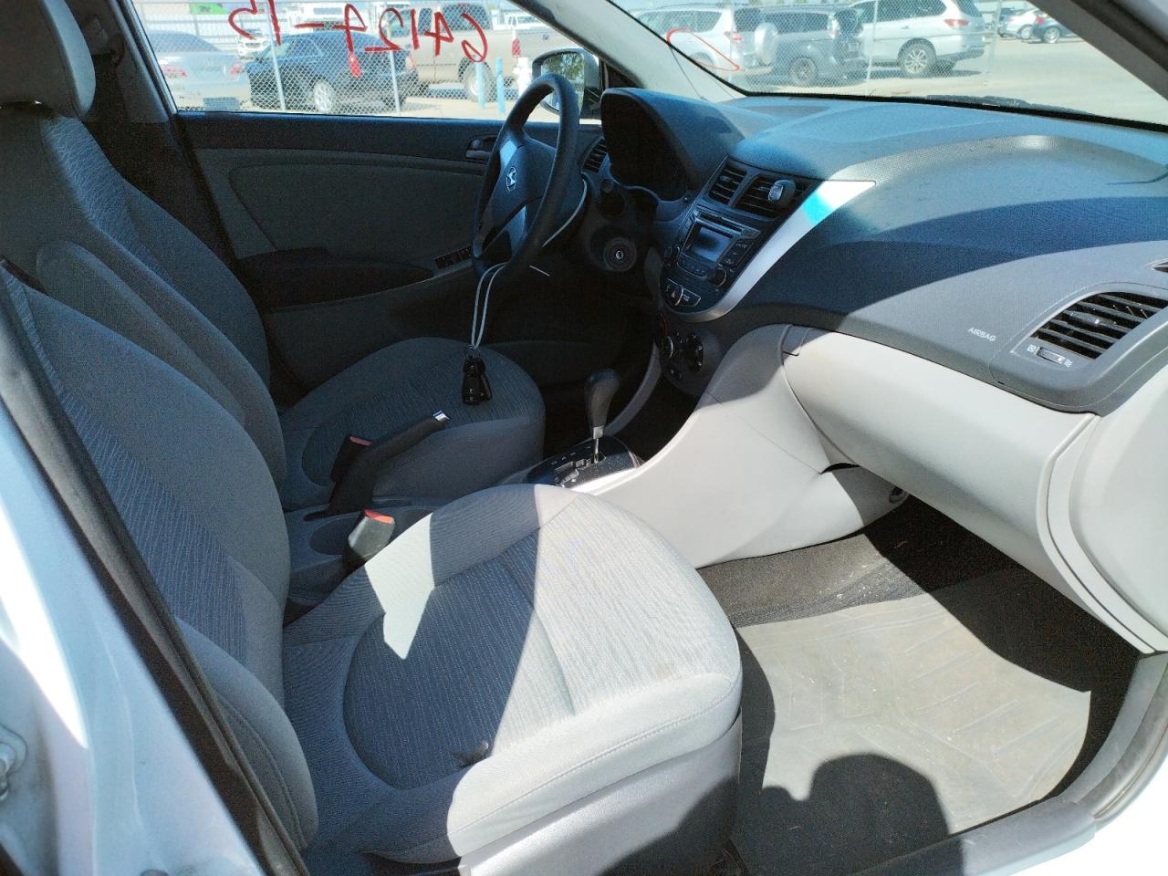 Photo 5 from auction – 2016 HYUNDAI ACCENT SE with VIN KMHCT4AE7GU948125