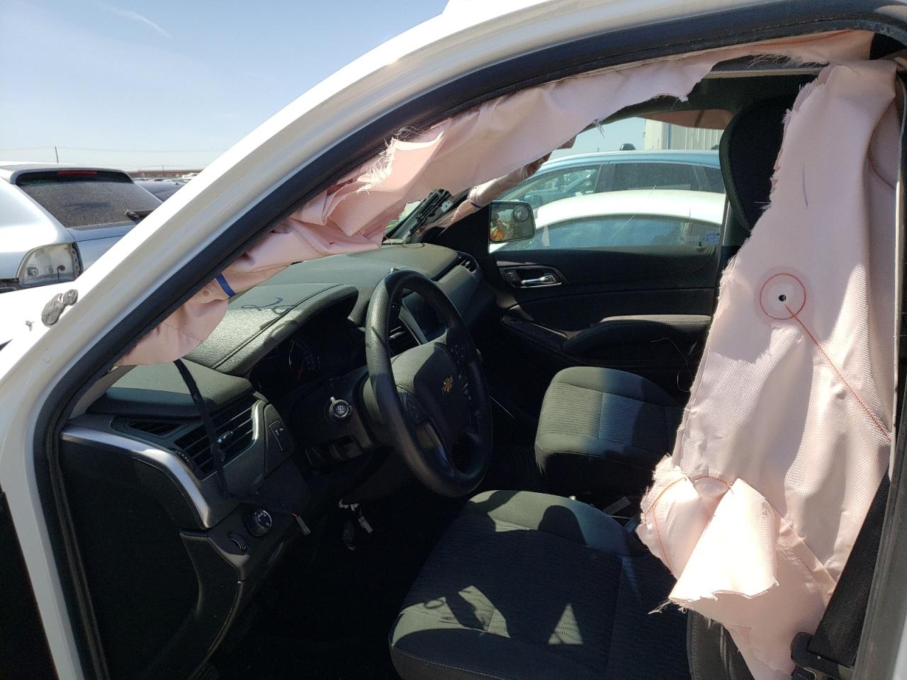 Photo 5 from auction – 2019 CHEVROLET TAHOE POLI with VIN 1GNLCDEC9KR296334