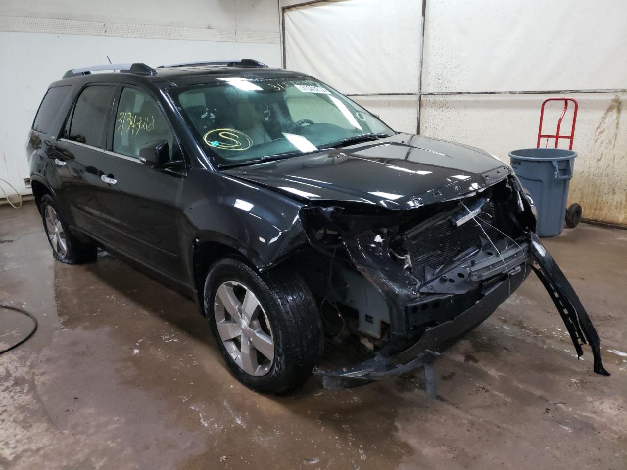 GMC ACADIA SLT 2011 with VIN 1GKKVRED9BJ152192 - Photo from auction