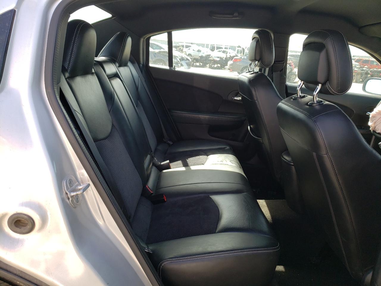 صورة رقم 6 من المزاد - 2012 CHRYSLER 200 S مع VIN 1C3CCBHG7CN188531