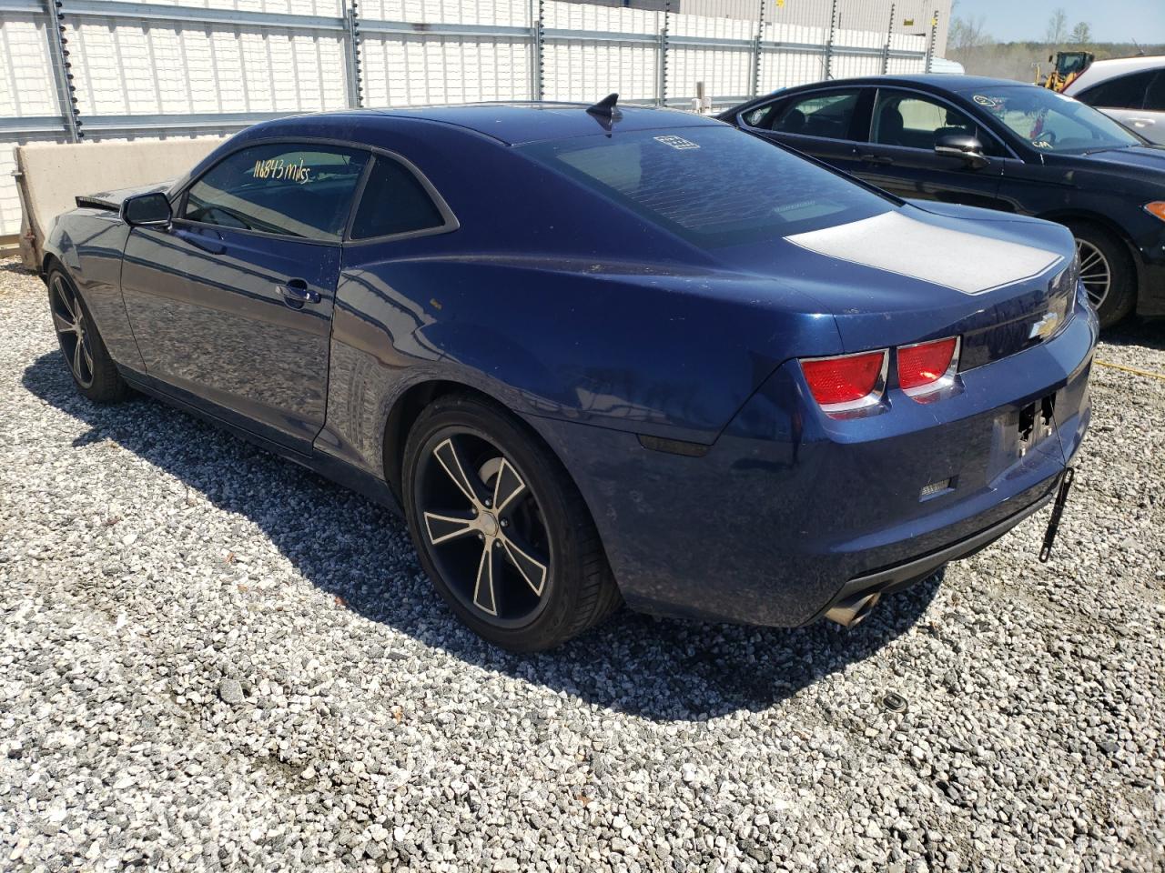 Photo 3 from auction – 2011 CHEVROLET CAMARO LS with VIN 2G1FA1ED8B9124902