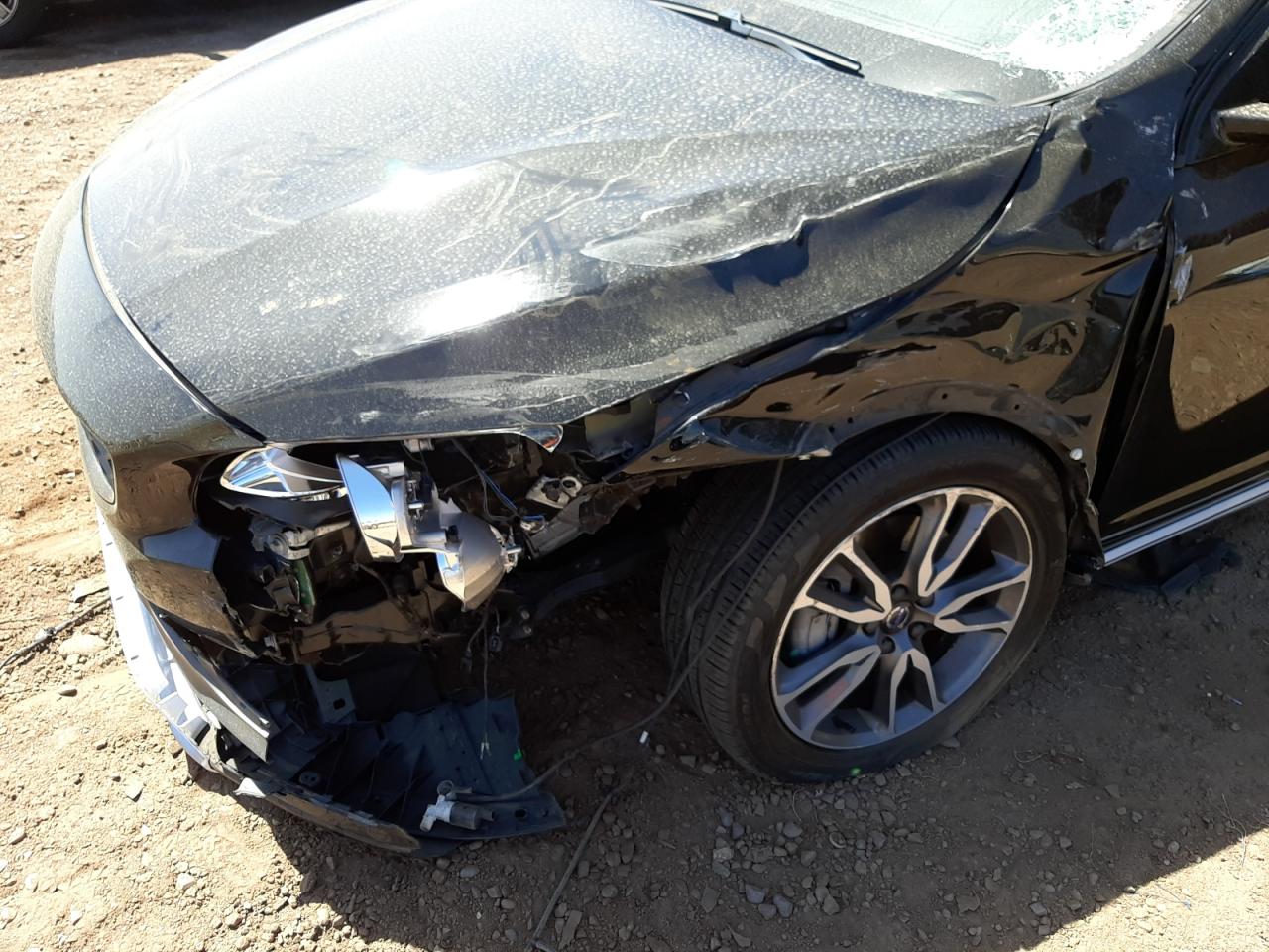 Photo 9 from auction – 2016 VOLVO V60 CROSS with VIN YV4612HK2G1015819