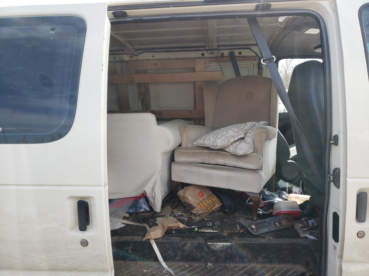 Photo 6 from auction – 1993 FORD ECONOLINE with VIN 1FTFE24Y4PHB09970