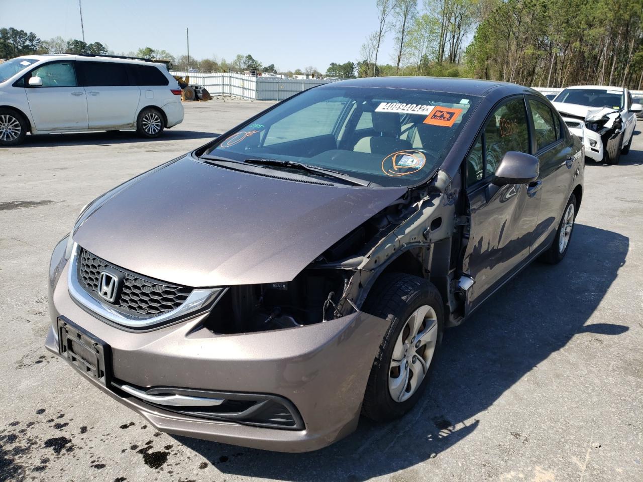 Photo 2 from auction – 2013 HONDA CIVIC LX with VIN 19XFB2F58DE292321