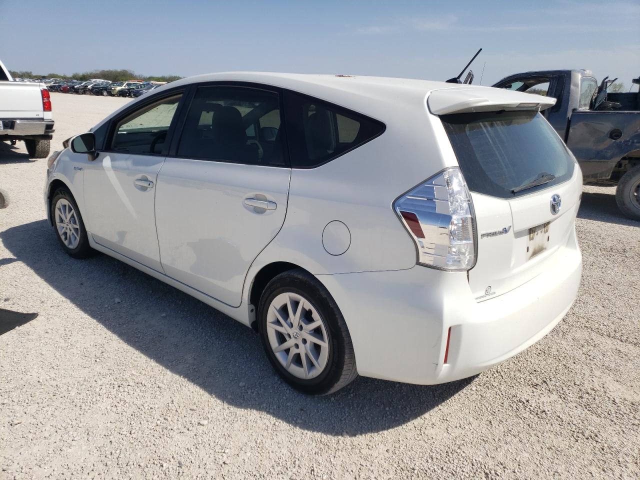 Photo 3 from auction – 2012 TOYOTA PRIUS V with VIN JTDZN3EU1C3107941