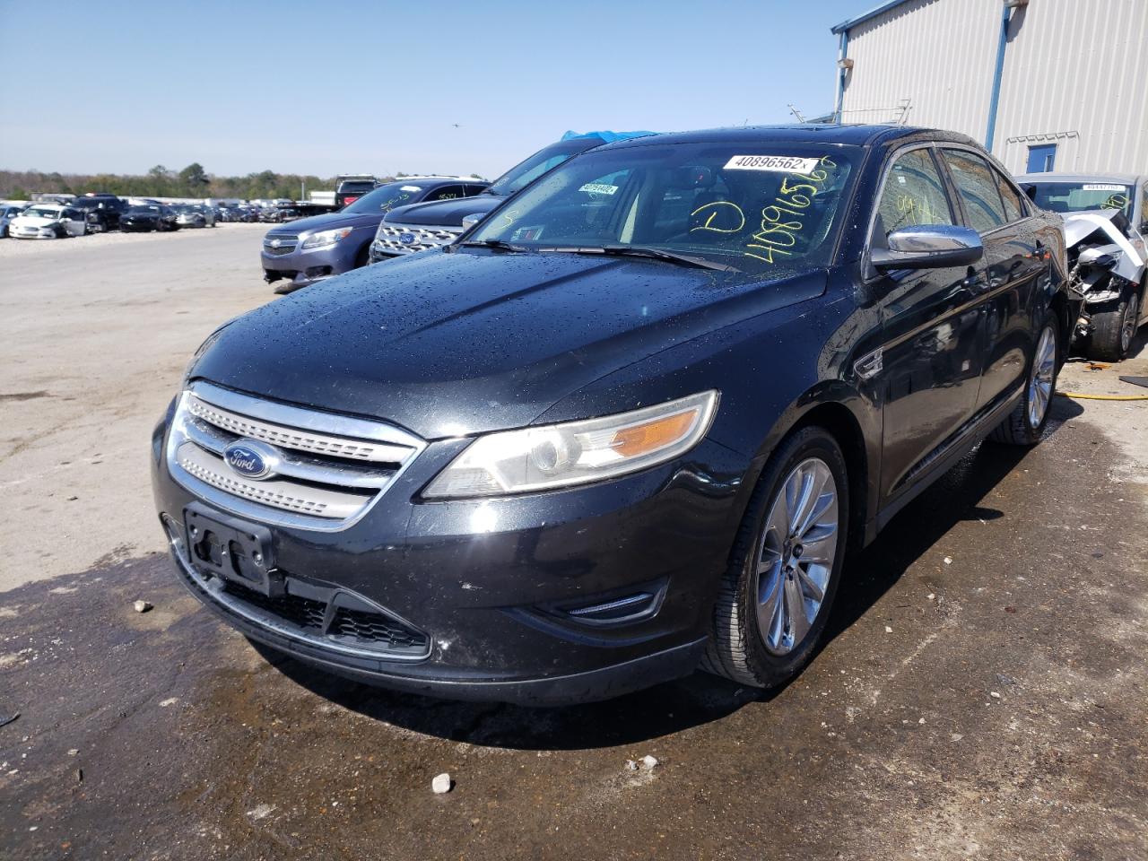 Photo 2 from auction – 2012 FORD TAURUS LIM with VIN 1FAHP2FW3CG144343