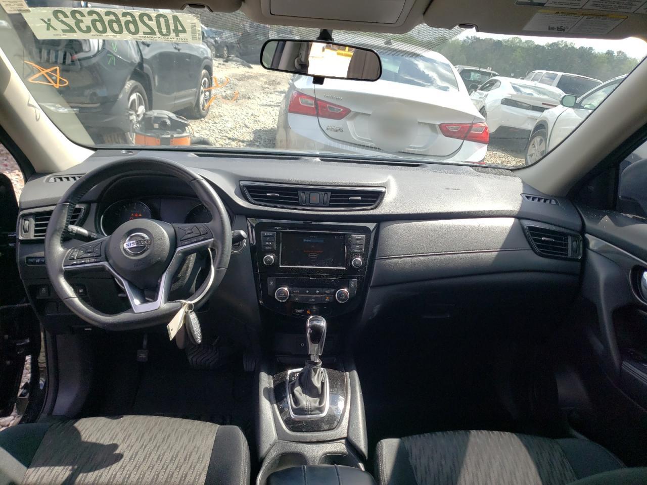Photo 9 from auction – 2018 NISSAN ROGUE S with VIN 5N1AT2MT7JC818655