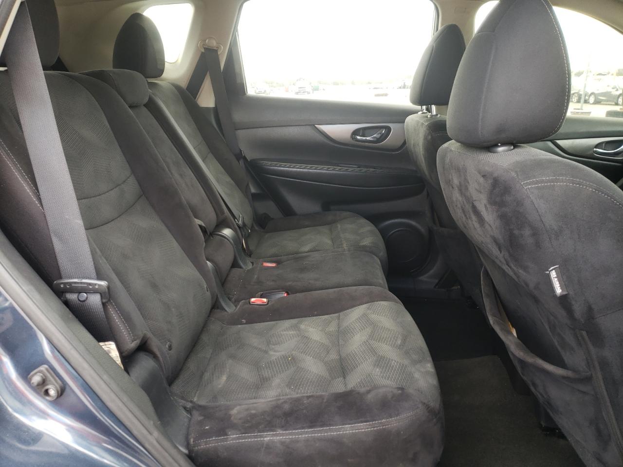 Photo 6 from auction – 2015 NISSAN ROGUE S with VIN 5N1AT2ML2FC827836