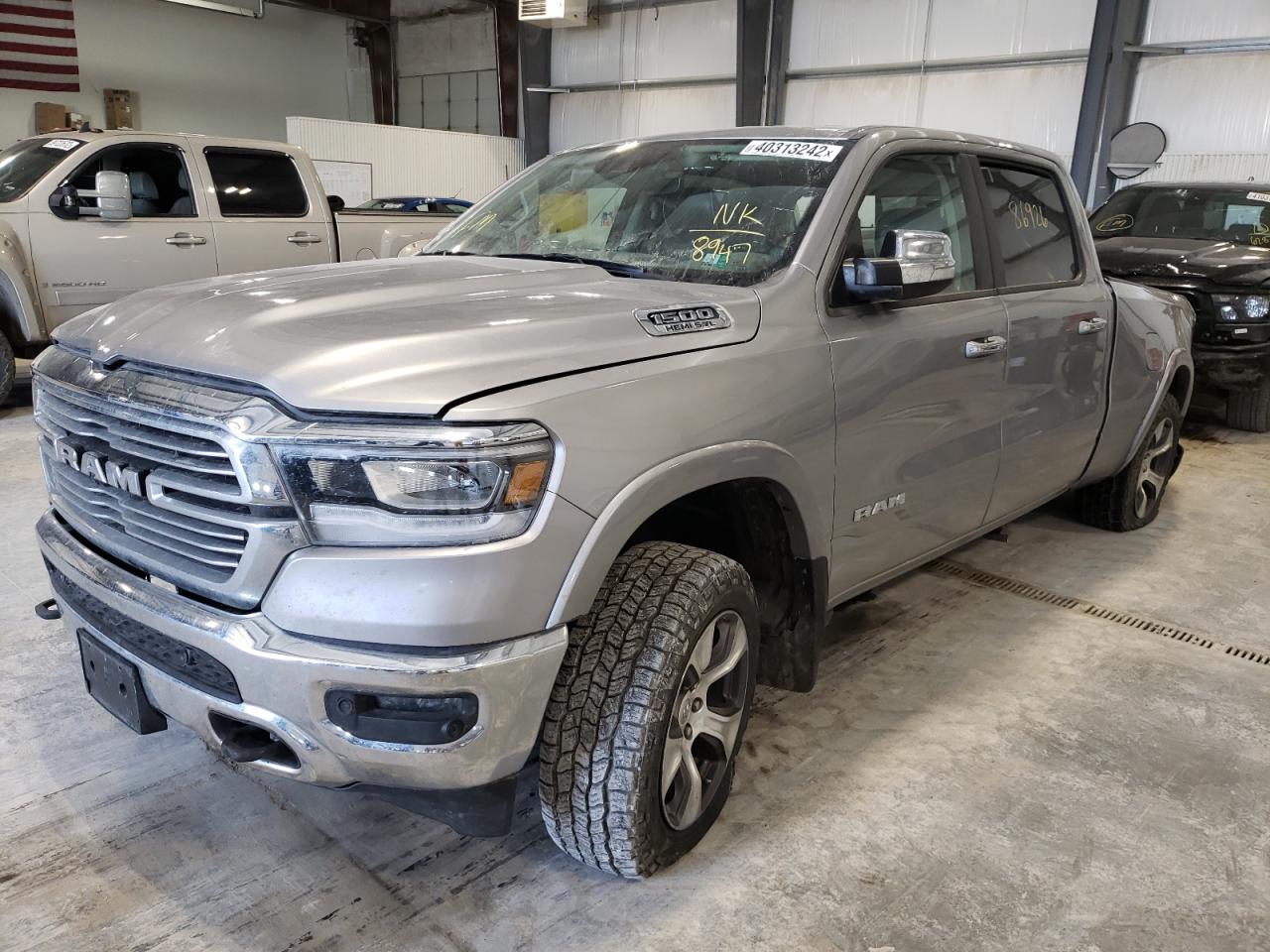 صورة رقم 2 من المزاد - 2019 RAM 1500 LARAM مع VIN 1C6SRFRTXKN778947