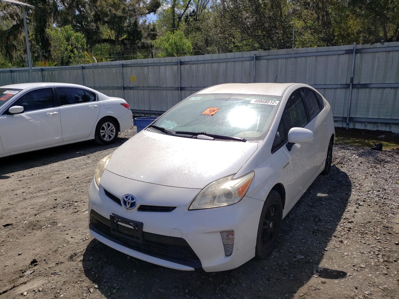 Photo 2 from auction – 2012 TOYOTA PRIUS with VIN JTDKN3DU1C5456010
