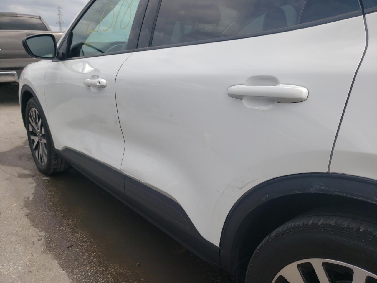 Photo 9 from auction – 2020 FORD ESCAPE SE with VIN 1FMCU0BZ7LUA69130