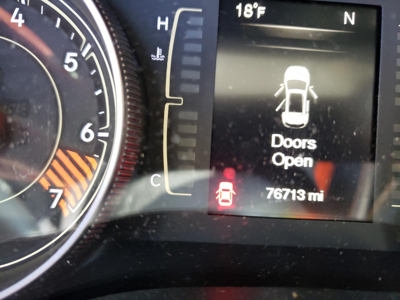 Photo 8 from auction – 2015 JEEP CHEROKEE L with VIN 1C4PJMCB2FW709678