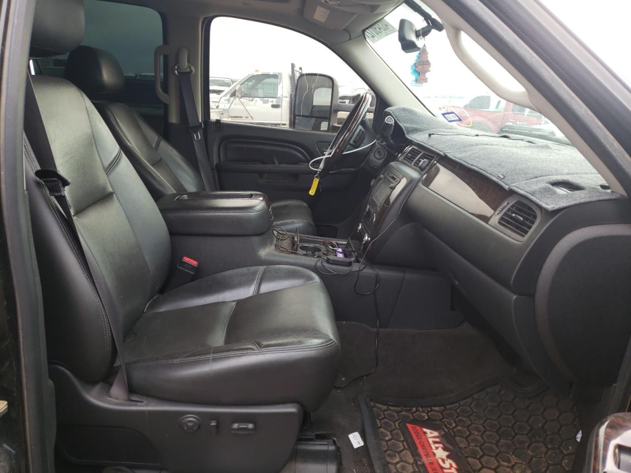 Photo 5 from auction – 2013 GMC SIERRA K35 with VIN 1GT426C87DF210937
