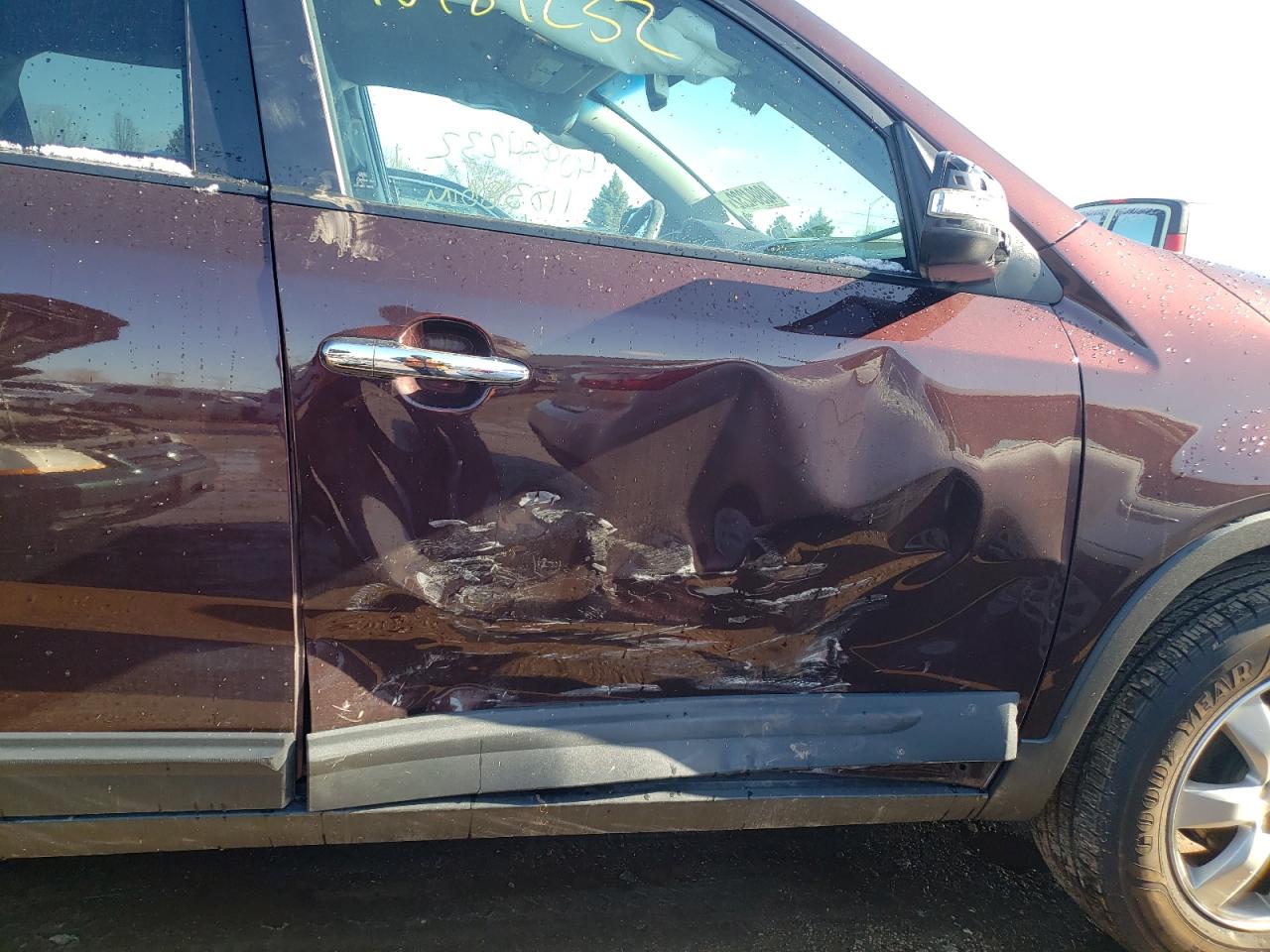 Photo 9 from auction – 2013 KIA SORENTO LX with VIN 5XYKT4A68DG381476
