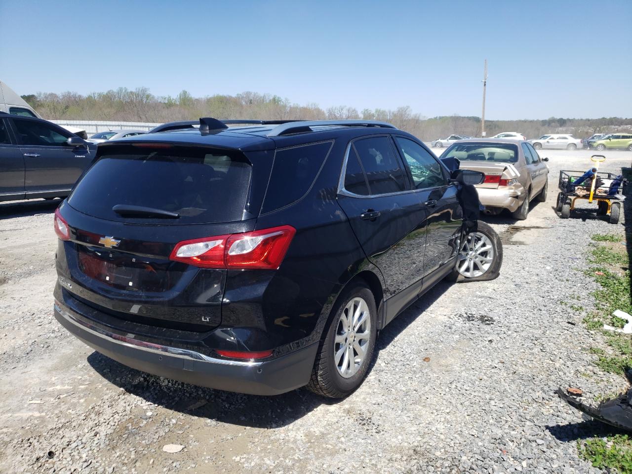 Photo 4 from auction – 2019 CHEVROLET EQUINOX LT with VIN 2GNAXKEV2K6172628